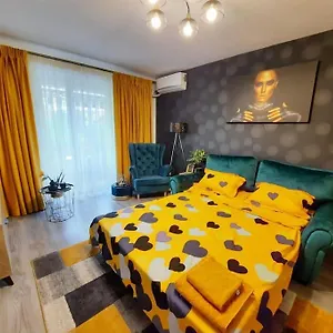 Apartament Incantator Cu Parcare Gratuita In Rezidenta, Bucureşti