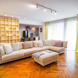 Apartament Luxury Park, Bucureşti